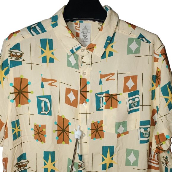 Disney Fantasyland Woven Camp Shirt Men's L Short Sleeve Button Up Starburst AOP - Picture 2 of 9